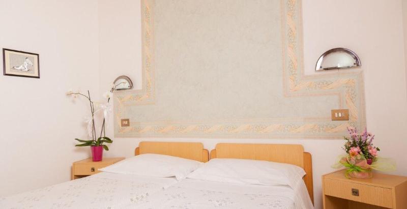 Hotel Ricordo Du Parc Tabiano Terme Esterno foto