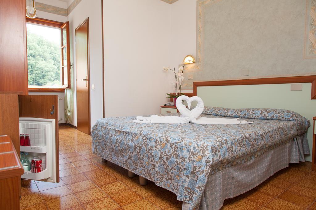 Hotel Ricordo Du Parc Tabiano Terme Camera foto