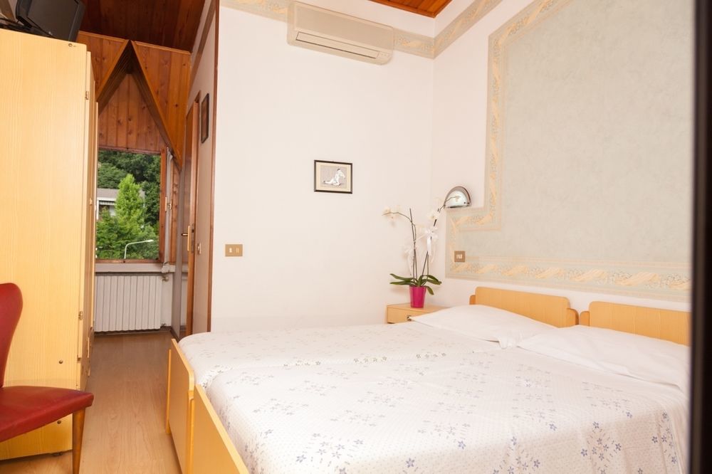 Hotel Ricordo Du Parc Tabiano Terme Esterno foto