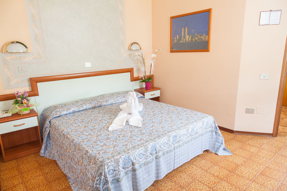 Hotel Ricordo Du Parc Tabiano Terme Esterno foto